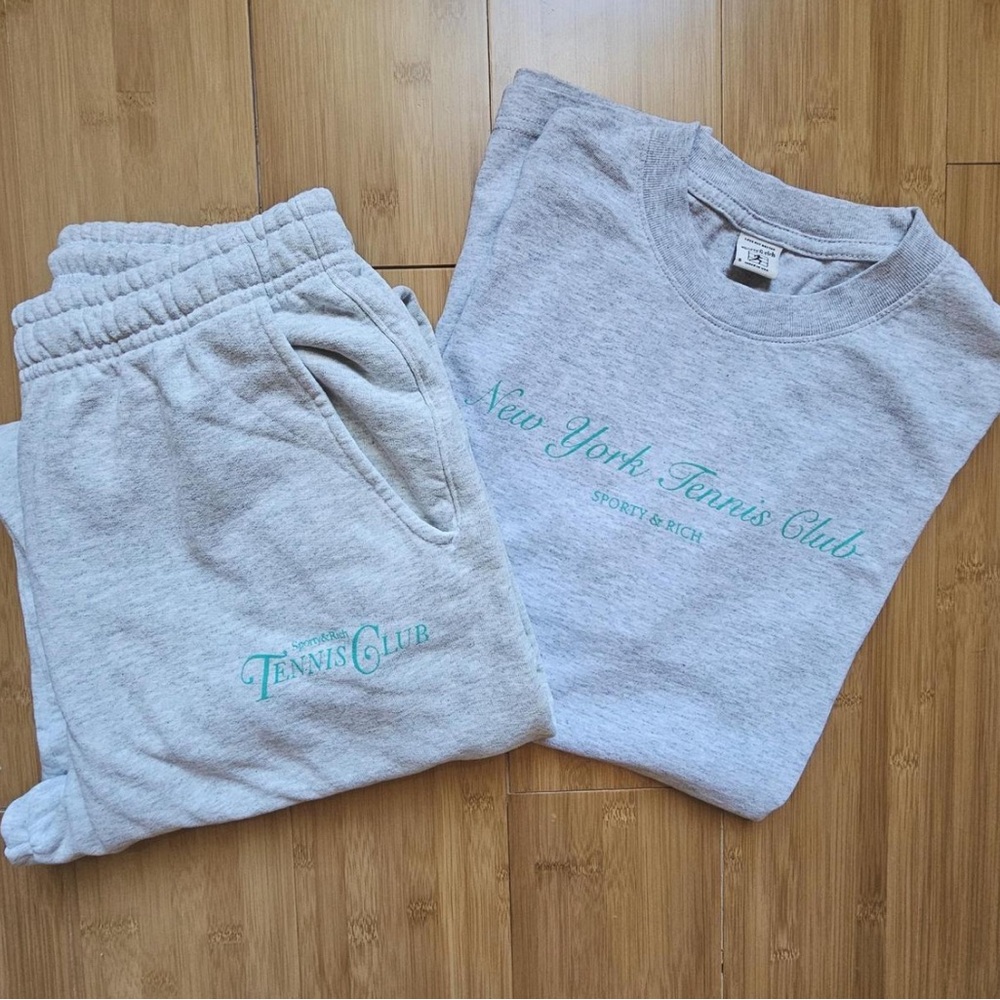 NWOT Sporty and Rich set! 

Top size small
Sweats size small